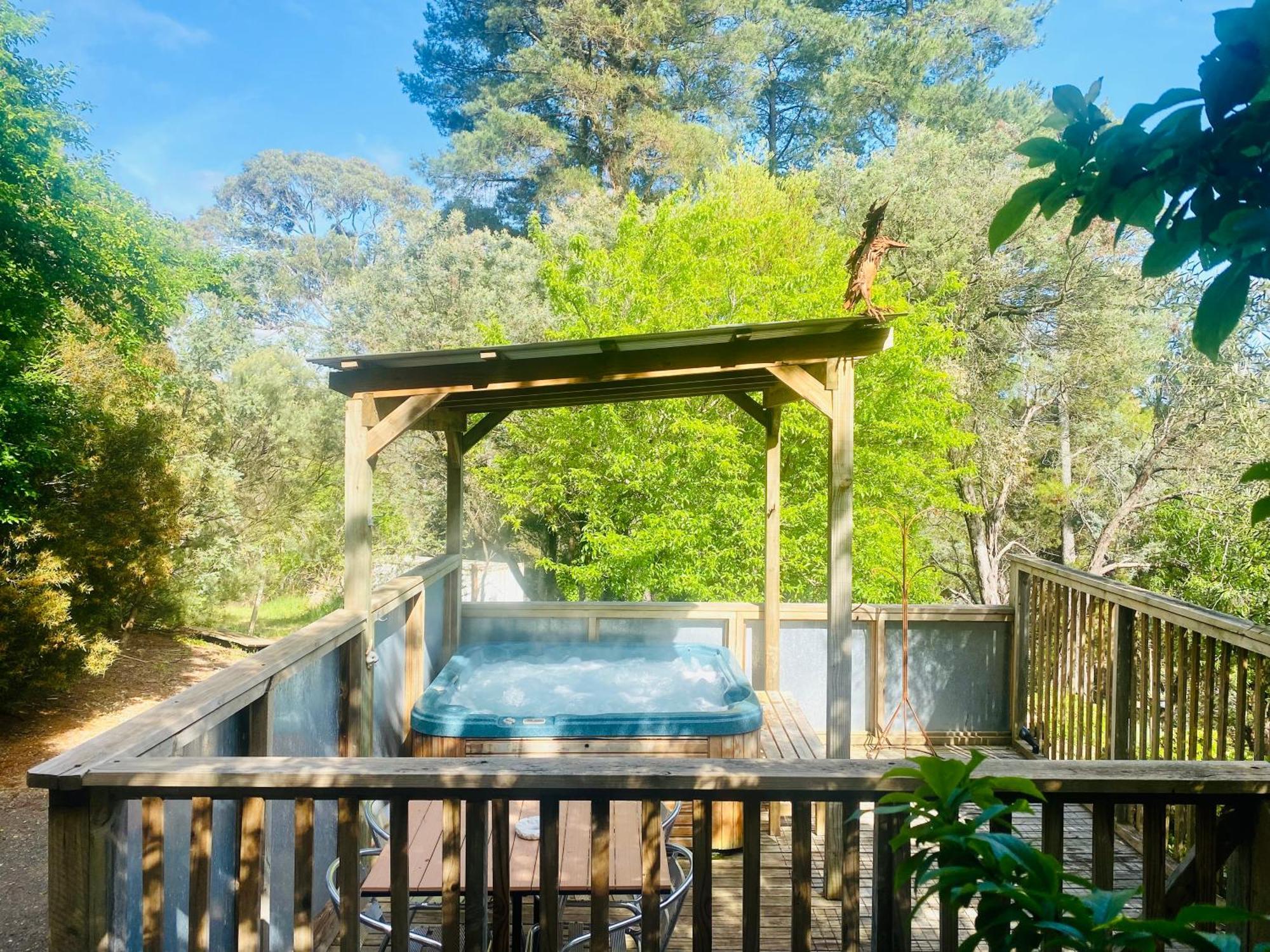 Апартаменты Sutton Spring Art Retreats Дейлсфорд Экстерьер фото